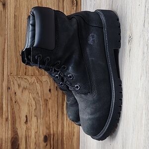 Timberland Womens 6-inch Streetwear Nubuck Premium Waterproof Boot Black Sz 5